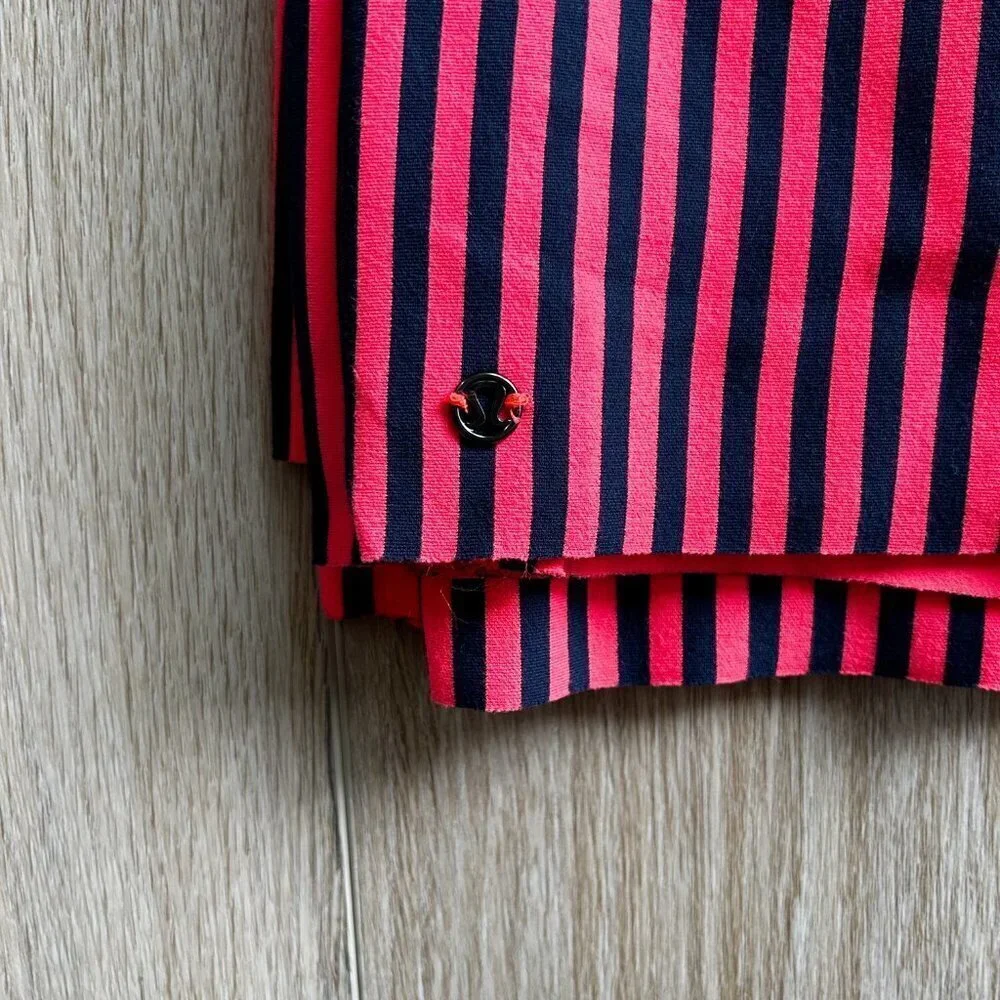 Lululemon Vinyasa Stripe Snap Scarf Wrap